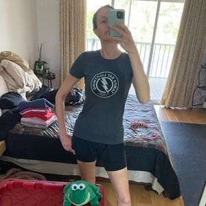 Tampa Bay Lightning Tee Shirt Women’s Small NWT